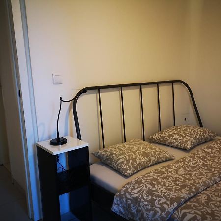 Filinhome Teleckog Novi Sad Bagian luar foto